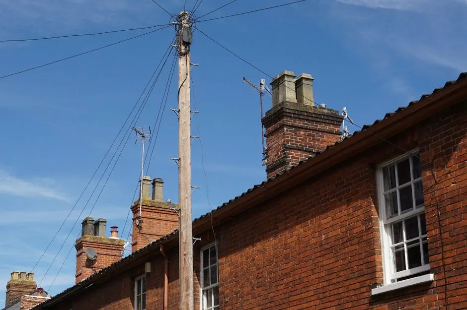 Chimney Tuckpointing by Blend Zenith
